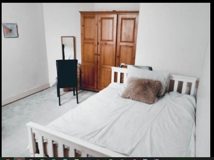 Room in a Shared Flat, Next To Aldi Supermarket, NW9