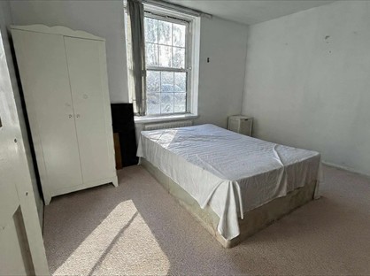 Room in a Shared Flat, Morden House, SM4