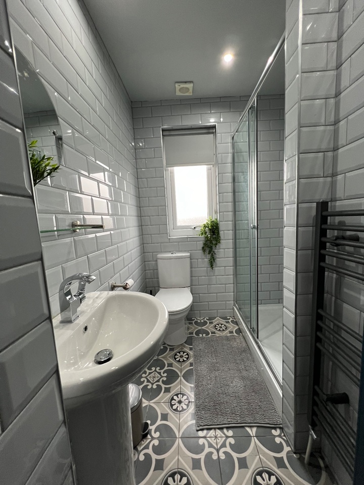 Room in a Shared House, Sheffield, S2