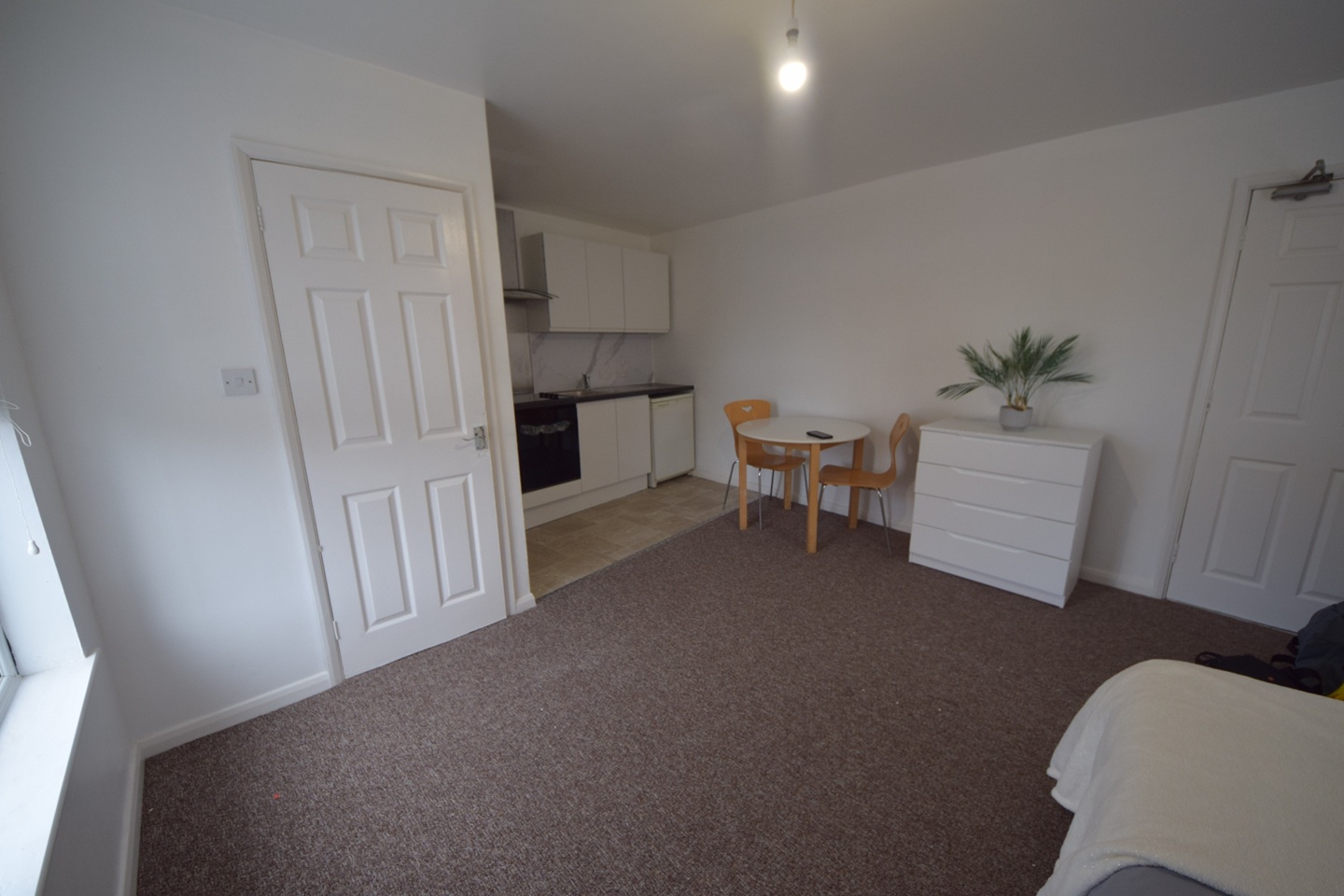 Studio Flat, George St, RG1
