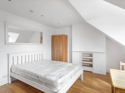 Studio Flat, Emanuel Avenue, W3