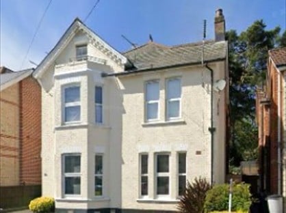 1 bed flat/apartment for rent in Studio Flat, Westbourne Park Road, BH4