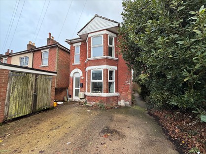 2 Bed Flat, Millbrook Road East, SO15