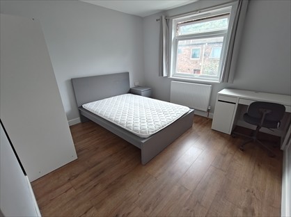 Room in a Shared House, Dowdeswell Close, SW15