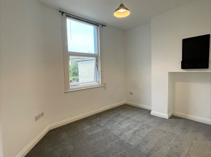 1 Bed Flat, Brunswick Street, TQ14