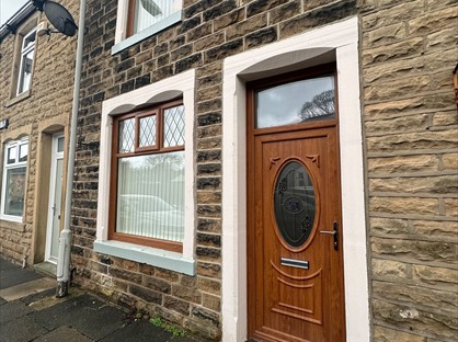 2 Bed Terraced House, Bolton Grove, BB9