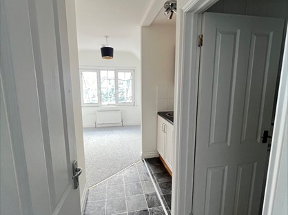 Studio Flat, The Vale, NW11