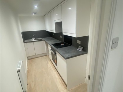 2 Bed Flat, Stonehouse, PL1