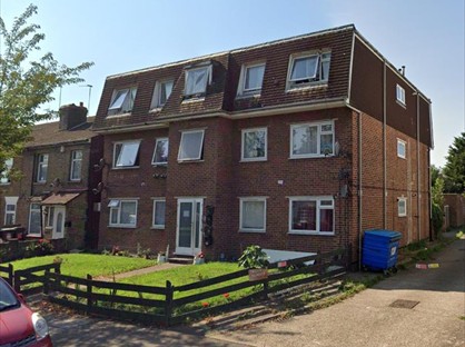 2 Bed Flat, Mandeville Road, EN3