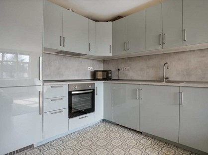 3 Bed Flat, Reading Road, RG41