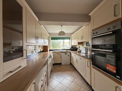 3 Bed Detached House, College Close, NR12