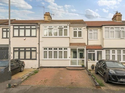 Room in a Shared House, Laburnum Avenue, RM12