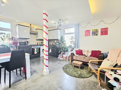 3 Bed Maisonette, Colina Mews, N15