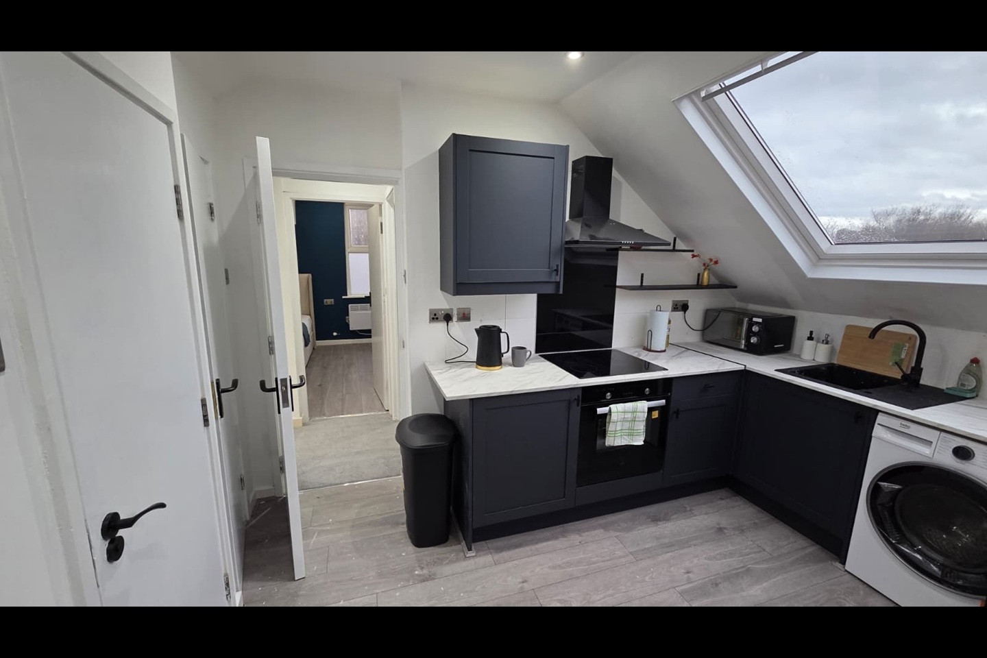 2 Bed Flat, Wortley Lodge, LS12