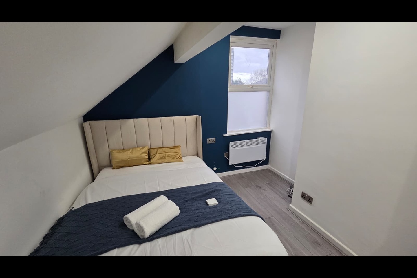 2 Bed Flat, Wortley Lodge, LS12 photo 4