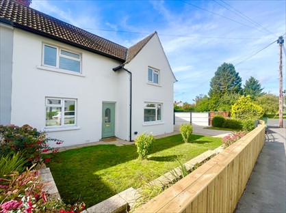 3 Bed Terraced House, Newall Avenue, LS21