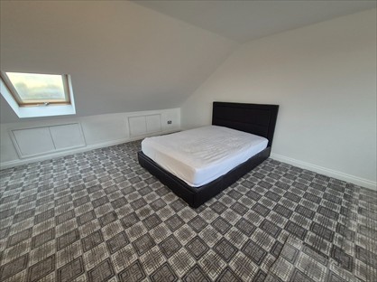 Studio Flat, Priory Gardens, W5