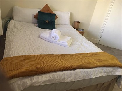 Room in a Shared House, Vine Gardens, IG1