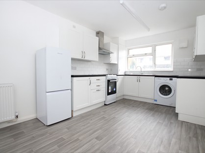 3 Bed Terraced House, Plumpton Walk, ME15