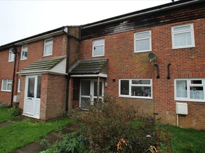 3 Bed Terraced House, Plumpton Walk, ME15