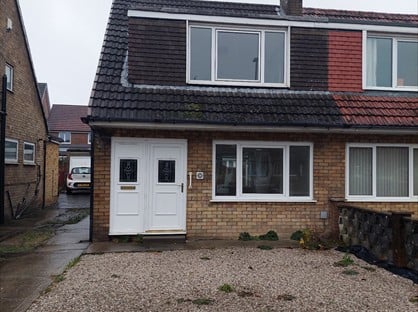 3 Bed Semi-Detached House, Stockdale Crescent, PR5