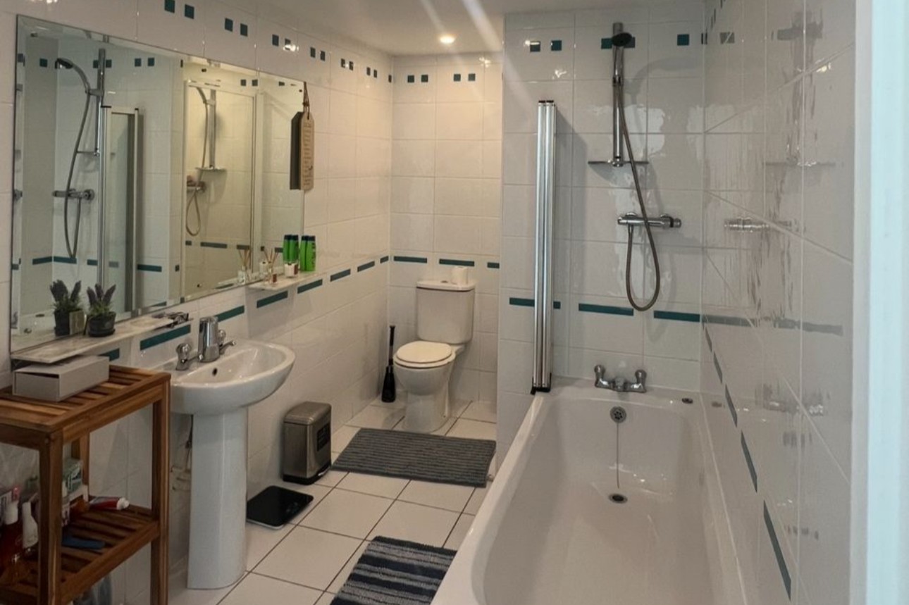 Additional image 11 of 2 Bed Penthouse, Middlewood Street, M5, N1 7GU