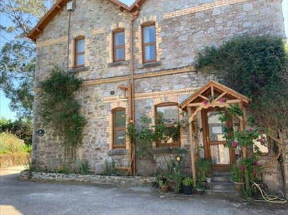 Room in a Shared House, Oaklands, TQ12