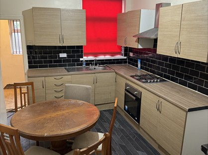 5 Bed Terraced House, Crayfield Road, M19