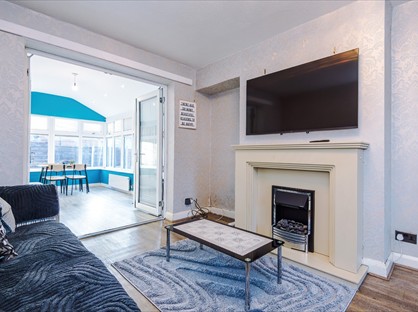 3 Bed Semi-Detached House, North Rd, M11