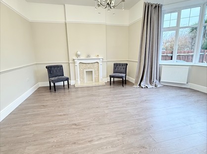 5 Bed Semi-Detached House, Cottenham Park Road, SW20