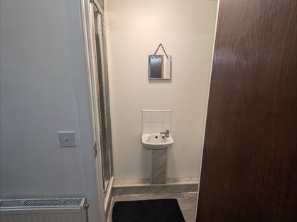 Studio Flat, Lily Lane, WN2