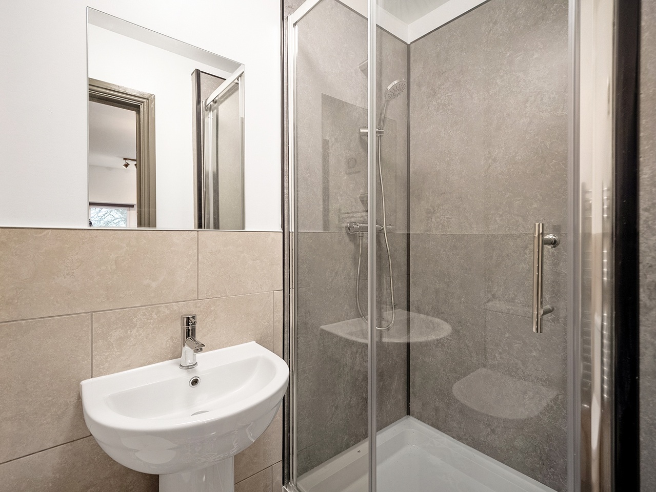 Additional image 3 of Room in a Shared House, Uttoxeter Old Road, DE1, N1 7GU