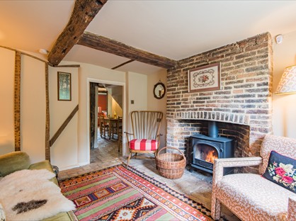 2 Bed Terraced House, School Terrace, TN32