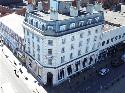 3 Bed Flat, Lord Street, PR8