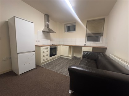 2 Bed Flat, Lower Leys, WR11