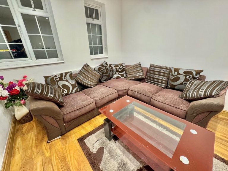 West Drayton - 3 Bed Flat, Harmoundsworth, UB7 - To Rent Now for £2,100 ...