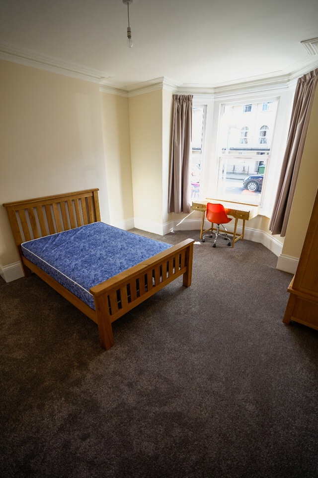 Additional image 5 of Room in a Shared House, Bernard Street, SO14, N1 7GU
