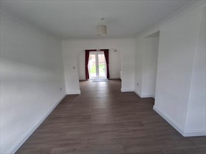 3 Bed Semi-Detached House, George Crescent, N10