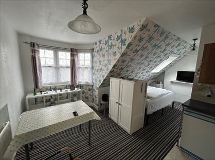 Room in a Shared House, Watford, WD17