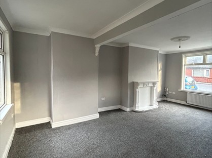 2 Bed Terraced House, Waterloo Terrace, DL4