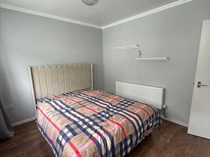 Room in a Shared Flat, Market Square, UB8