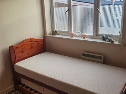 Room in a Shared House, Duett Court, TW5