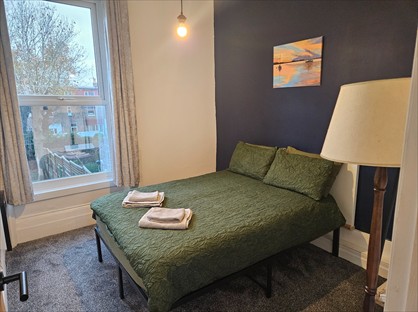 1 Bed Flat, Canham Road, SE25