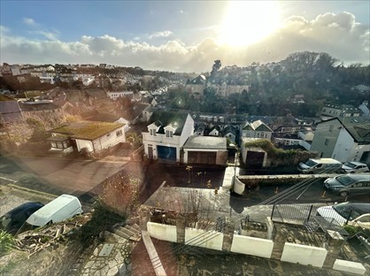 1 Bed Flat, Westville, TQ5