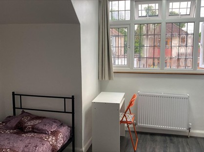 Room in a Shared House, Lancing Road, BR6