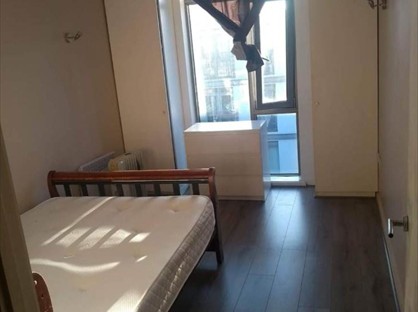 1 Bed Flat, The Odeon, IG11