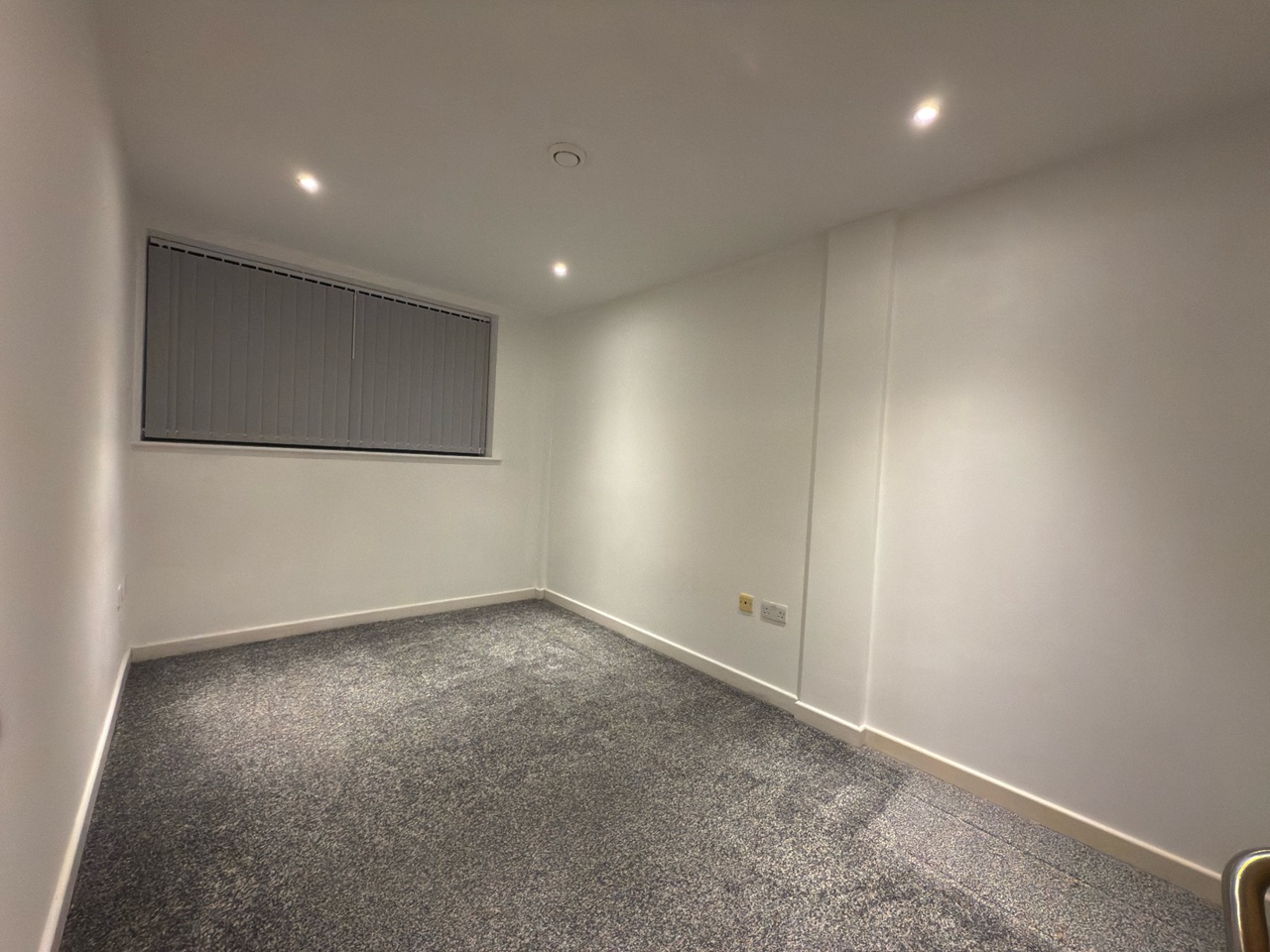 1 Bed Flat, City Walk, S1, N1 7GU