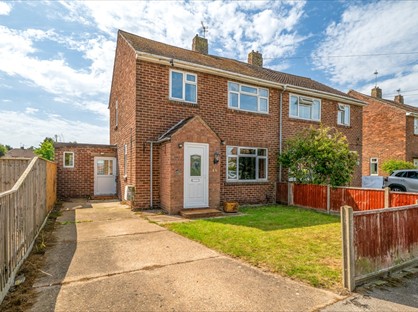 3 Bed Semi-Detached House, Clive Avenue, LN6