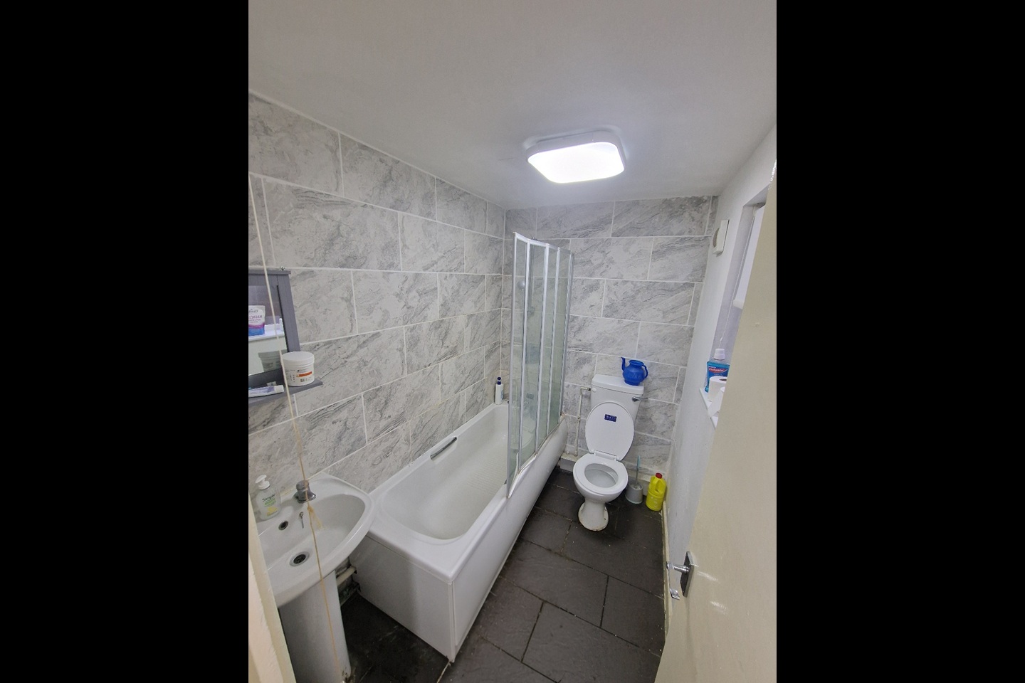 Room in a Shared House, Cecil St, NG7
