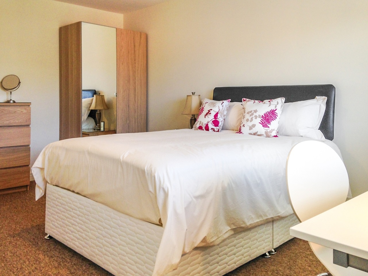 Additional image 2 of Room in a Shared House, Jubilee Road, DE24, N1 7GU